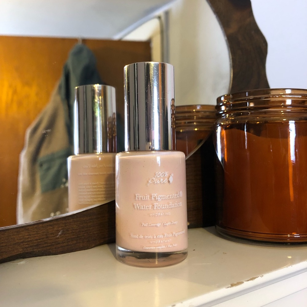 100 Percent Pure Water Foundation- Neutral 1.0